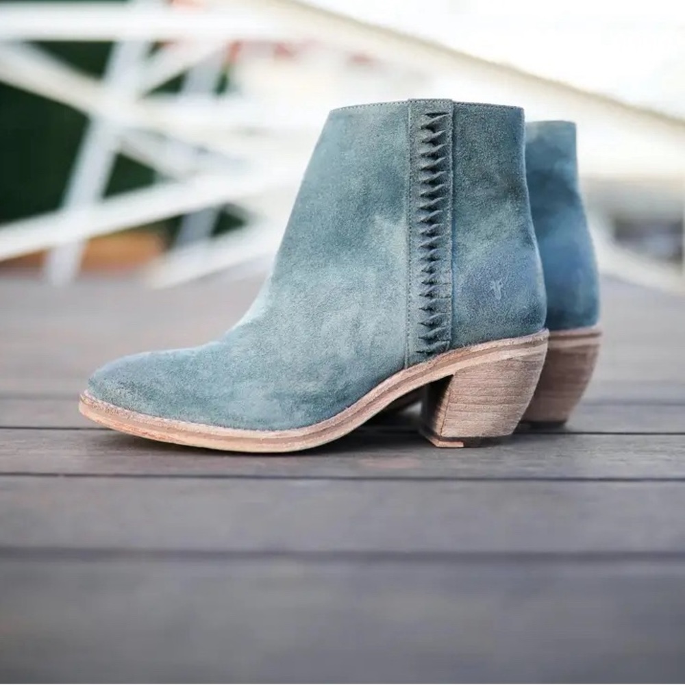 Frye rosalia feather bootie in blue suede